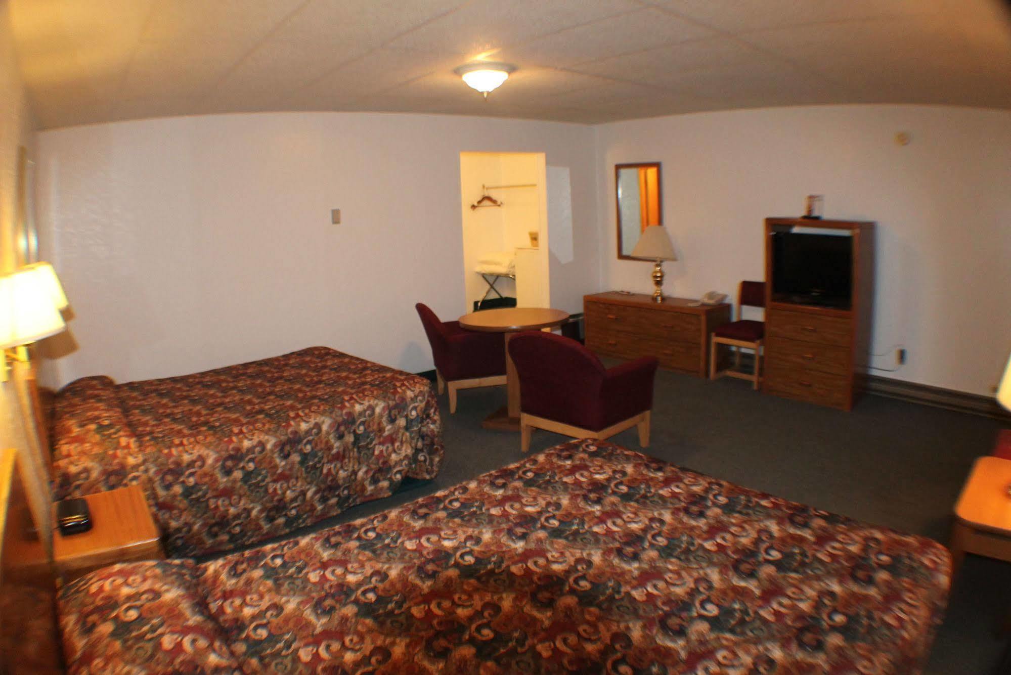 Budget Host Crestview Inn Sault Ste. Marie Exterior foto